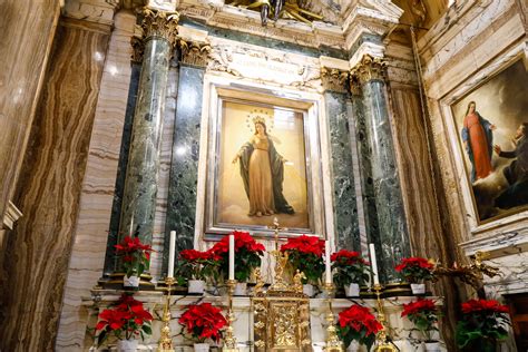 La Lourdes Romana Basilica Di Sant Andrea Delle Fratte