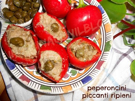 PEPERONCINI PICCANTI RIPIENI In Cucina Con Il Blog