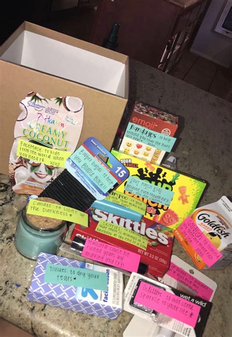 Best friend gift box diy. Pin on dope things
