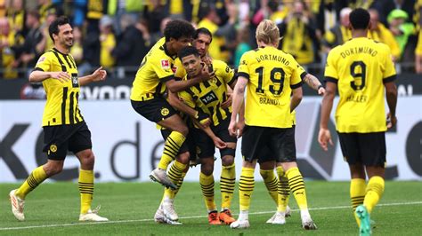 Weekend Review Borussia Dortmund Dazzle Odegaard Mvp Espn