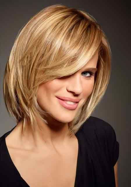 Besides, why decorate yourself with a limitless contour on the face when one can flaunt cute and simple dirty blonde hairstyles. New Short Blonde Hairstyles 2014