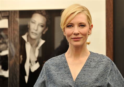 Cate Blanchett Que Faz 46 Anos Diz Que Já Se Relacionou Com Várias