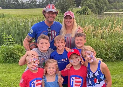 How Many Children Does Pete Hegseth Have