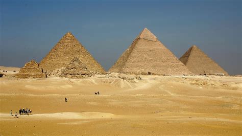 Egyptian Pyramids Facts Use And Construction History
