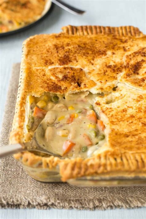 Easy Cheesy Vegetable Pie With Puff Pastry Easy Cheesy Vegetarian