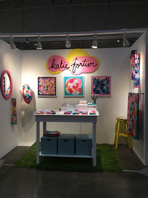 Pin by Béton Brut on booth design ideas | Craft fairs booth, Craft