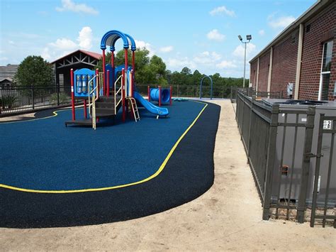 Mobile Alabama Poured In Place Rubber Playground Surfacing Pro Playgrounds The Play
