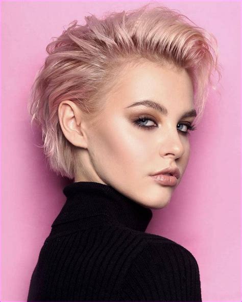 25 Latest Short Hairstyles For Fall And Winter 2019 2020