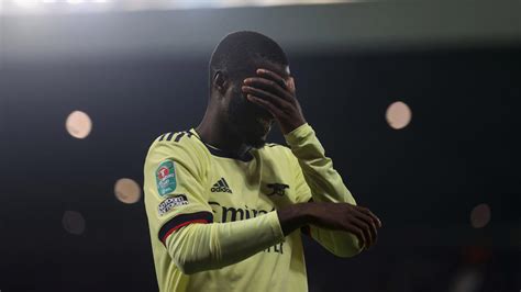 arsenal open nicolas pepe exit negotiations with saudi club after £72m flop rejects besiktas