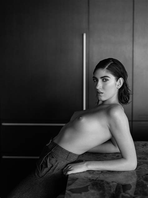 Dina Roud Topless 6 Photos Thefappening