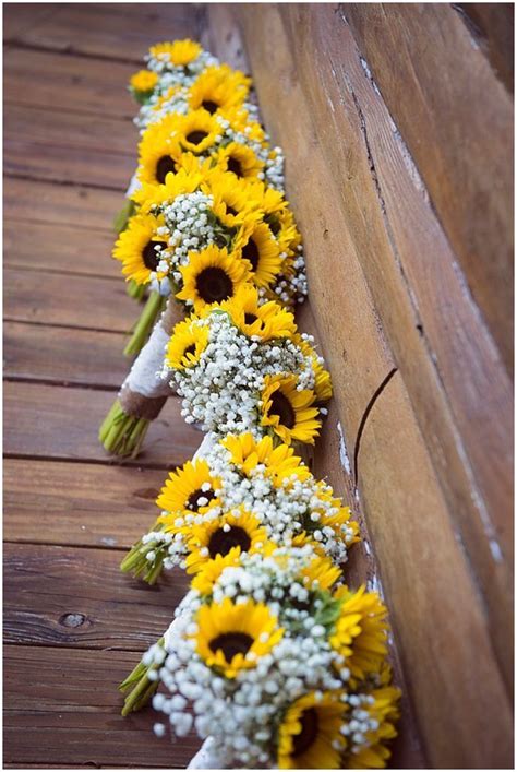 Autumn wedding bouquets with sunflower. Autumn Wedding with Sunflower Details | Rustic fall ...