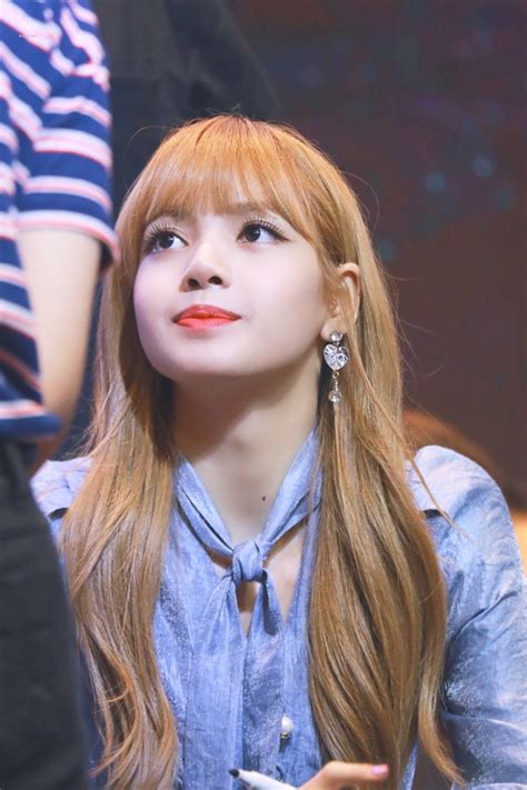 Lalalisa On Twitter Blackpink Lisa Lisa Blackpink Wallpaper Kpop Girls