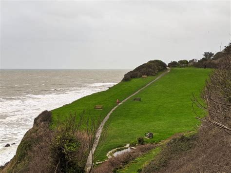 The Isle Of Wight Coastal Path Complete Walking Guide