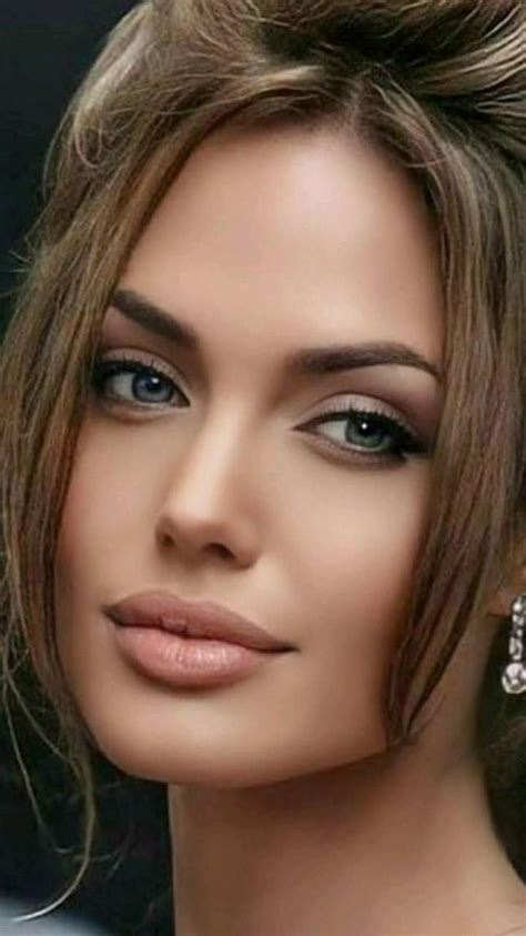 Pin By Mirela On •𝐌𝐨𝐝𝐞𝐥𝐬👑 In 2023 Most Beautiful Eyes Brunette Beauty Beautiful Women Pictures