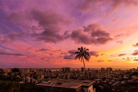 Sky Over Honolulu Hawaii Visit Hawaii Landscape Scenery Honolulu