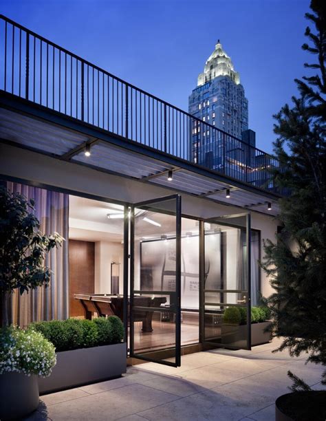 New York Penthouse Loft Displays A Beautiful Collection Of Art