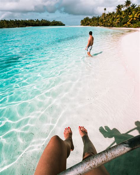 White Sand Beaches In The Cook Islands Find Us Lost