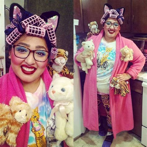 crazy cat lady 5 tips for the purrfect last minute halloween costume cattime crazy cat lady