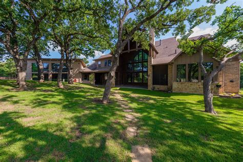 On 16 acres in Denton County, this five-bedroom house has a music ...