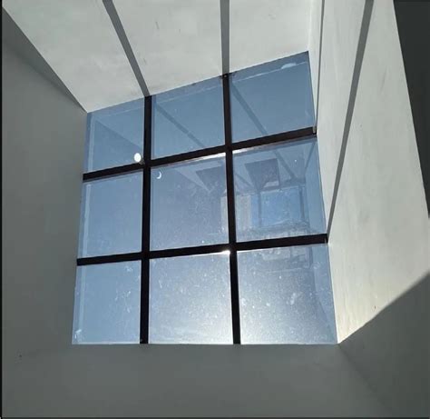 10 0 Mm Reflective Glass Fixed Single Glazing Size 500 Sq Ft At Rs 450 Sq Ft In Chennai