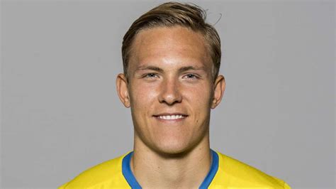 Augustinsson, der noch bis 2022 an der weser gebunden ist, hatte zuvor bereits angekündigt, den. Werder: Baumann kämpft um Augustinsson - Linksverteidiger ...