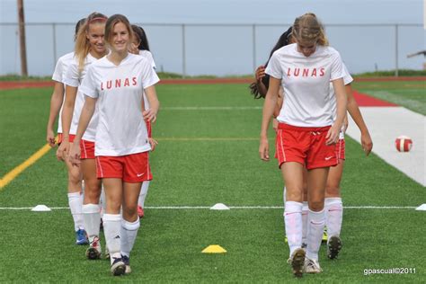 The sport requires speed, athleticism, and nichelle is a canadian soccer player who plays on the canadian women's team and is their top goal. Lahainaluna Sports Shooter: Shooting Lahainaluna Girls ...