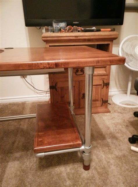 Are you diyready to make a table with pipe legs? 316 best images about Pipe Desks on Pinterest | Desk plans ...