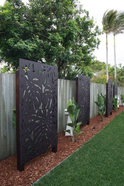 We've all heard about bamboo running amok, making the term 'invasive' seem tame, but suggested bamboo varieties for the garden. Decorative garden screensGardens | Small backyard ...