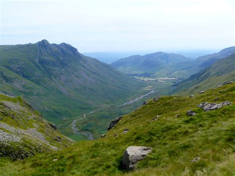Scafell Pike & a tour of the Langdales - Climb Scafell - Guided Walks
