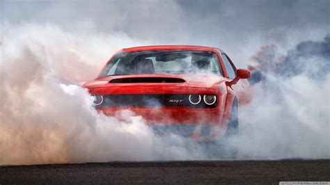 Car Dust Smoke Dodge Challenger Srt Dodge Challenger Hellcat Burnout