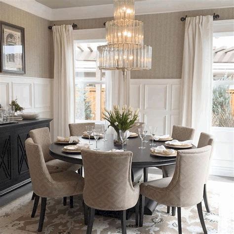 So picking the right dining room table is more complicated than simply picking something big enough for you to eat dinner. 40 Amazing Farmhouse Dining Room Design Ideas - Popy Home ...