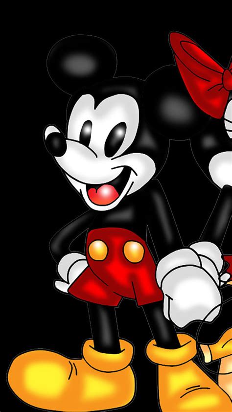 Mickey Mouse And Minnie Mouse In Love Wallpaper