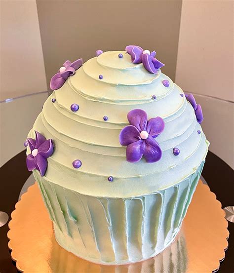 Giant Cupcake Floral Cake Classy Girl Cupcakes