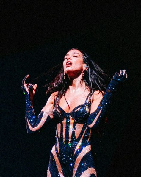 dua lipa future nostalgia tour milan italy night 2 en 2022