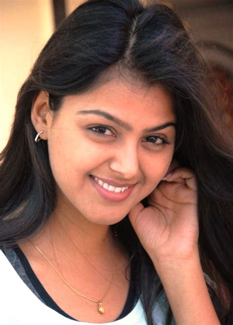 Glamour World South India Monal Gajjar Cute Hot N Sexy Collection