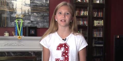 Watch 12 Year Old Girl Gives Harper A Piece Of Her Mind Old Girl