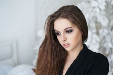 Portrait By Maxim Maximov On 500px Long Hair Styles Hair Styles Beauty