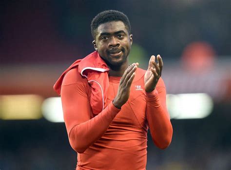 kolo toure his career in pictures liverpool echo