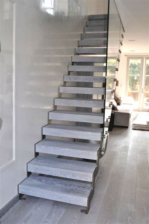 Whether straight or curved, paired with wood or metal, our glass staircases offer limitless design options, and our team is dedicated to providing you with the best quality and style. Bespoke Glass Staircase Design Service Zig Zag Flight ...