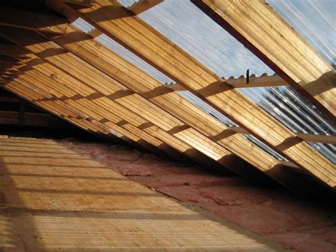 Benefits When Installing Corrugated Fiberglass Roofing