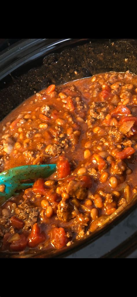 Follow this recipe from todd wilbur for a tasty copycat. 1lb ground beef, half an onion (Brown&drain) 1 can of Bush ...