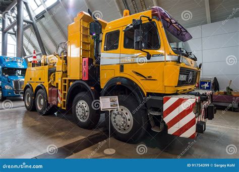 Heavy Duty Truck Mercedes Benz 4850 As 8x8 1985 Editorial Stock Image