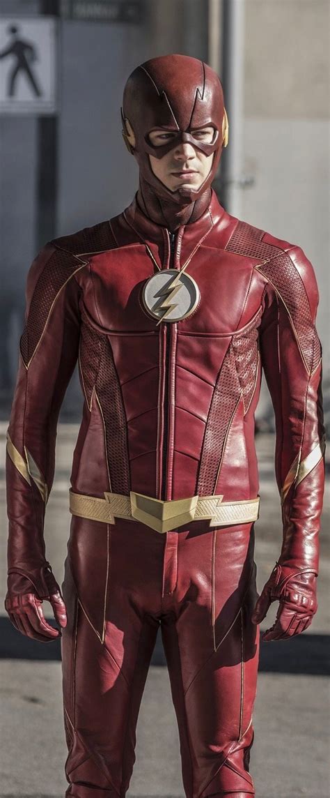 The Flash From The Arrowverse 2017 Suit Flash Comics Flash Costume