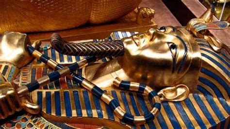 Restauran El Sarcófago De Tutankamón Crónica Firme Junto Al Pueblo