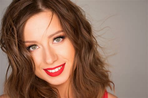 Yulia Savicheva Women Singer Blue Eyes Russian Russian Women Lipstick Face Smiling Wallpaper