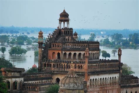 Rumi Gate Lucknow Cool Places To Visit Tourist Places Lucknow