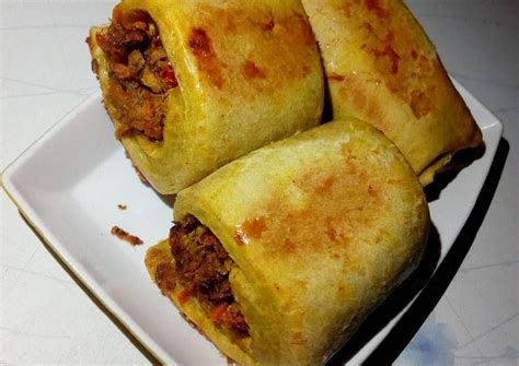 See recipes for baked fish roll, fish roll, nigerian fish roll too. Fish Rolls | Recipe | Fish roll recipe, Yummy snacks ...