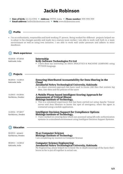 This software engineer resume pdf document provides resume details of various candidates for the post of software engineer internship who have only internship experience. Junior Software Engineer Resume Sample | Kickresume