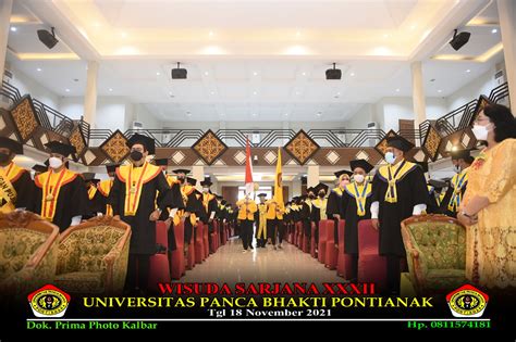 Wisuda Xxxii And Xxxiii Universitas Panca Bhakti Universitas Panca Bhakti