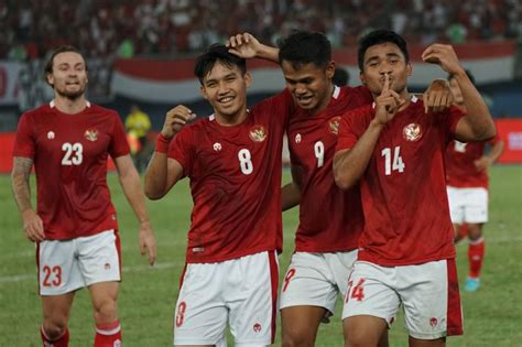 Seragam Baru Timnas Sepak Bola Indonesia Resmi Dirilis Republika Online